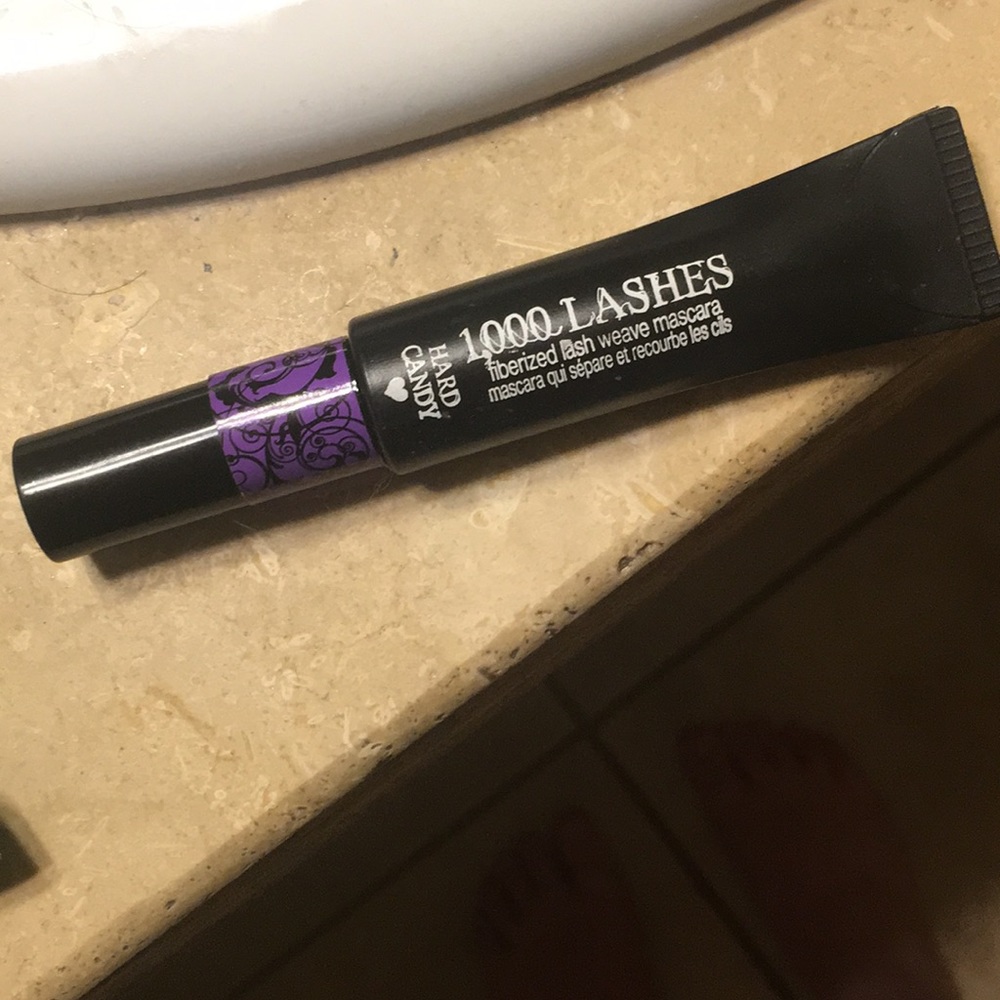 1000 Lashes Purple Mascara